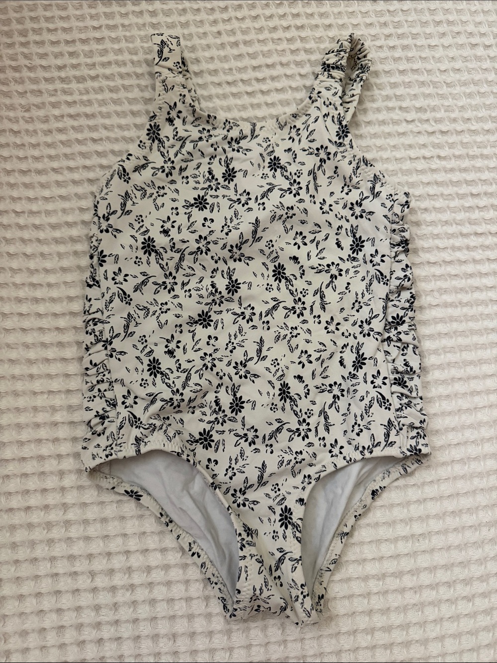 Zara swim